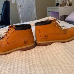 Timberland Tan Short Boots (Never Worn)